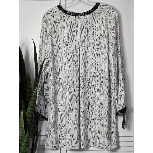 Habitat "Livable" Black & White Tiny Dot Tunic VNeck NWT Style # 33889 Size L - Picture 7 of 7